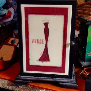 Emily Adams jewelry box